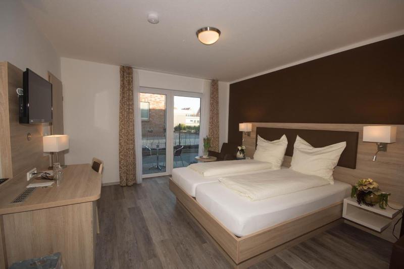 Hotel Sonne am Meer image