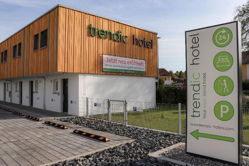 trendic hotel image