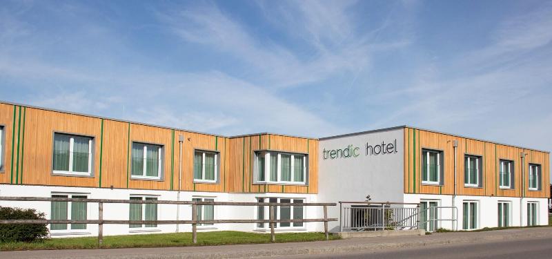 trendic hotel image