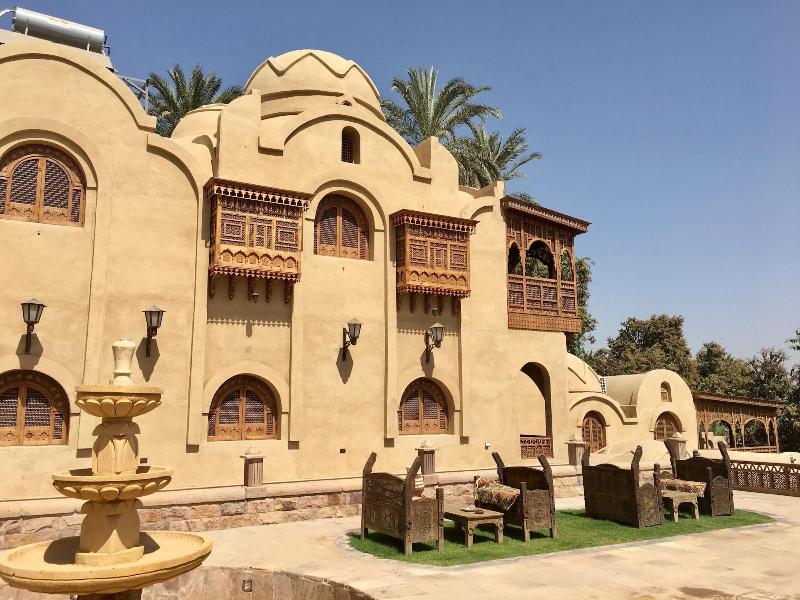 Djorff Palace image