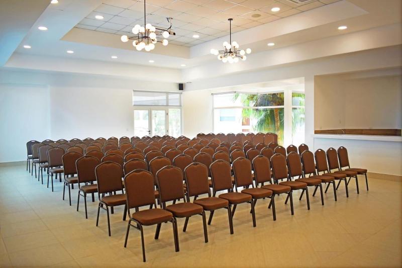 Gran Costa Azul Hotel image