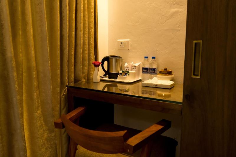 Le Candles Resort image