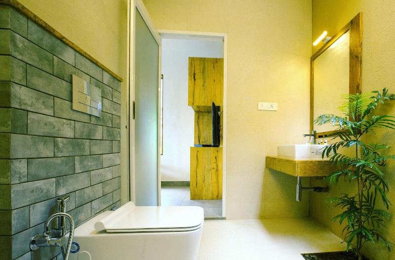 Le Candles Resort image