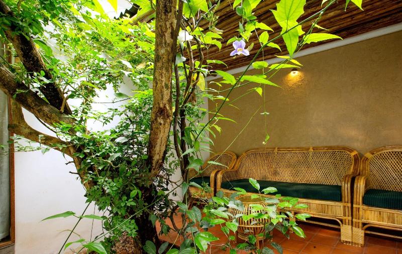 Le Candles Resort image