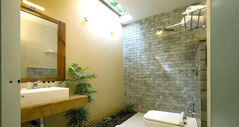 Le Candles Resort image