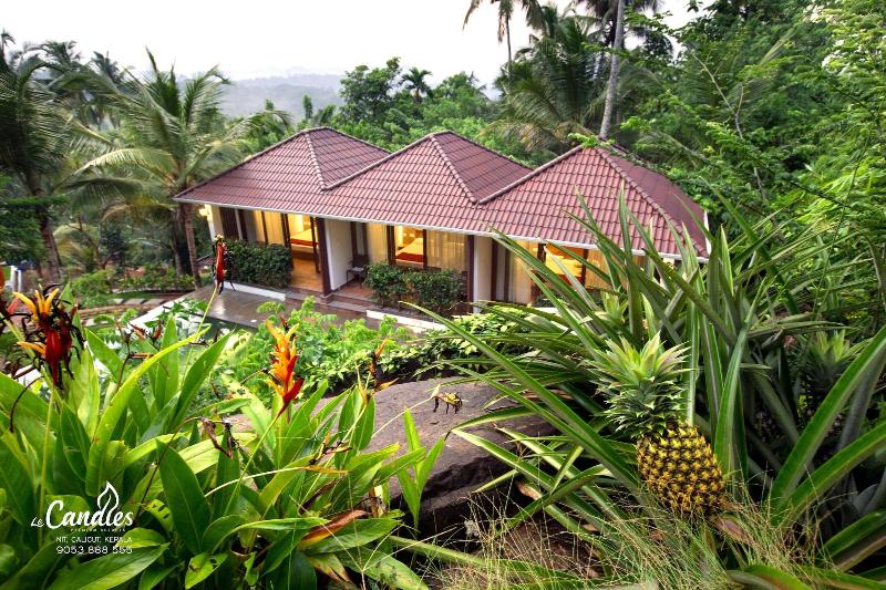 Le Candles Resort image