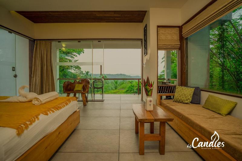 Le Candles Resort image