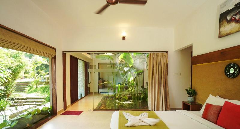 Le Candles Resort image