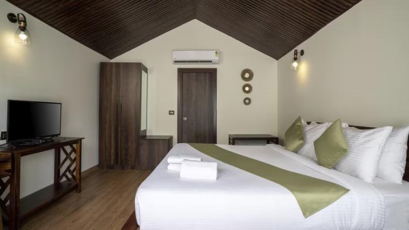 Stone Wood Premier Gokarna image