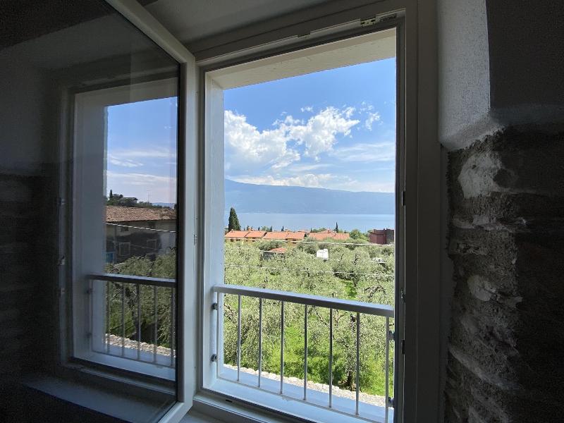 Vista Lago image