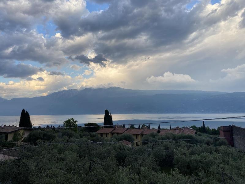 Vista Lago image