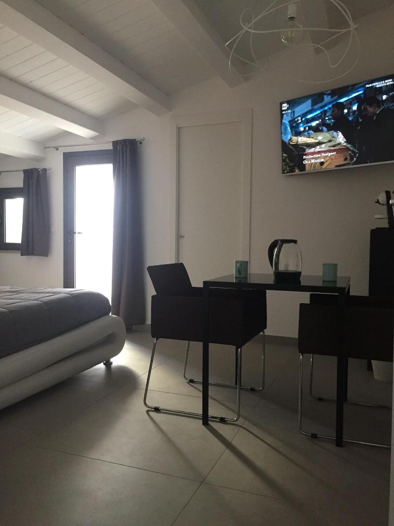 Paolino Exclusive Rooms image