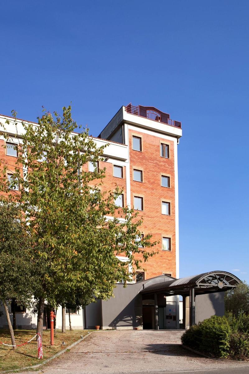Hotel PentHouse image