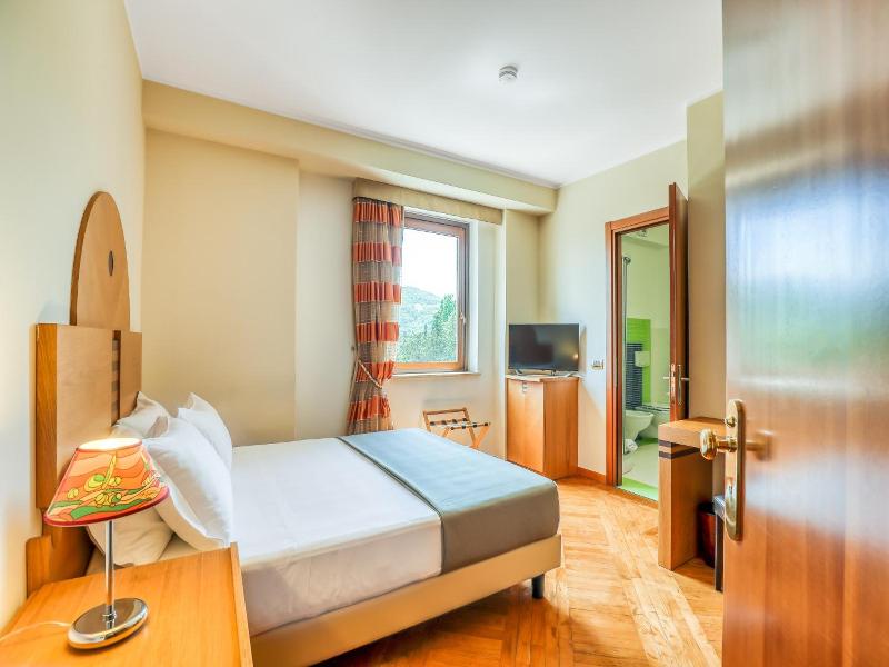 Hotel PentHouse image