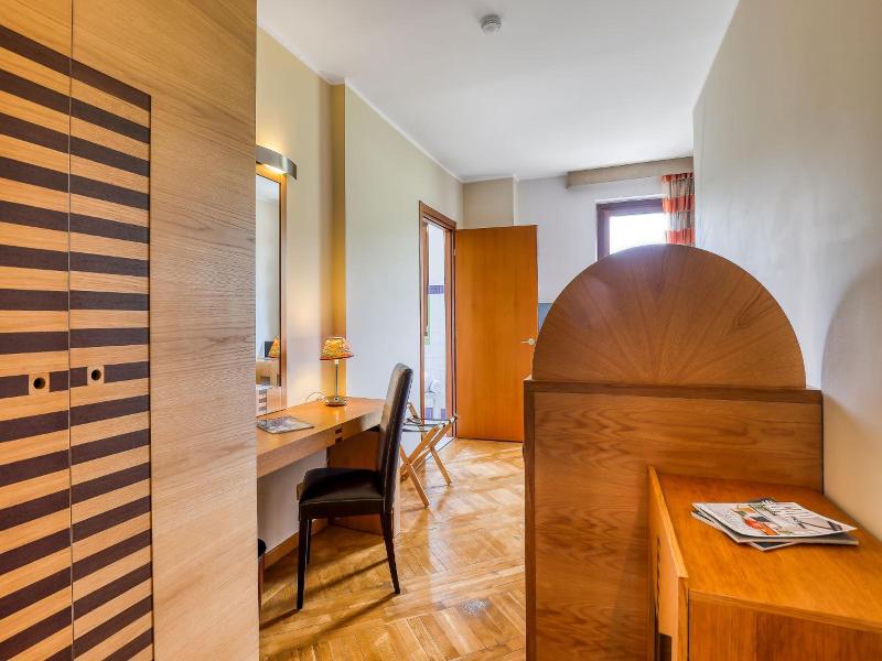 Hotel PentHouse image