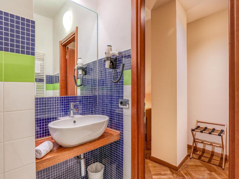 Hotel PentHouse image