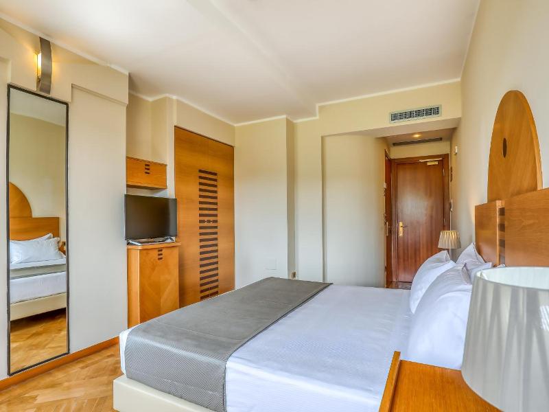 Hotel PentHouse image