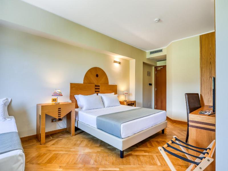 Hotel PentHouse image