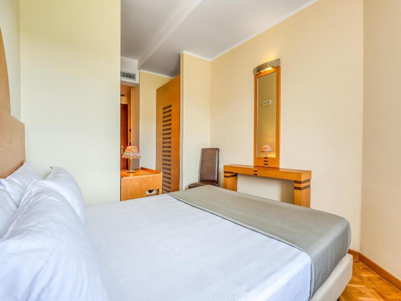 Hotel PentHouse image