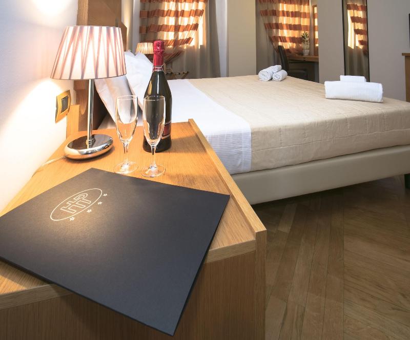 Hotel PentHouse image