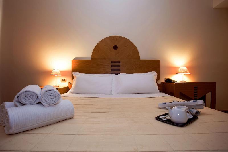 Hotel PentHouse image
