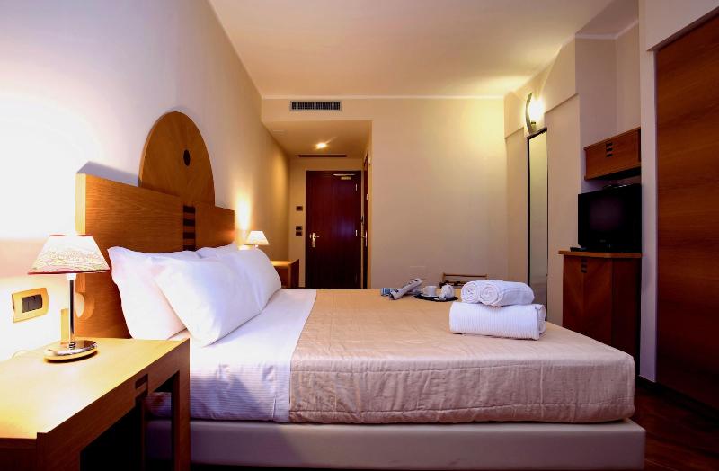 Hotel PentHouse image