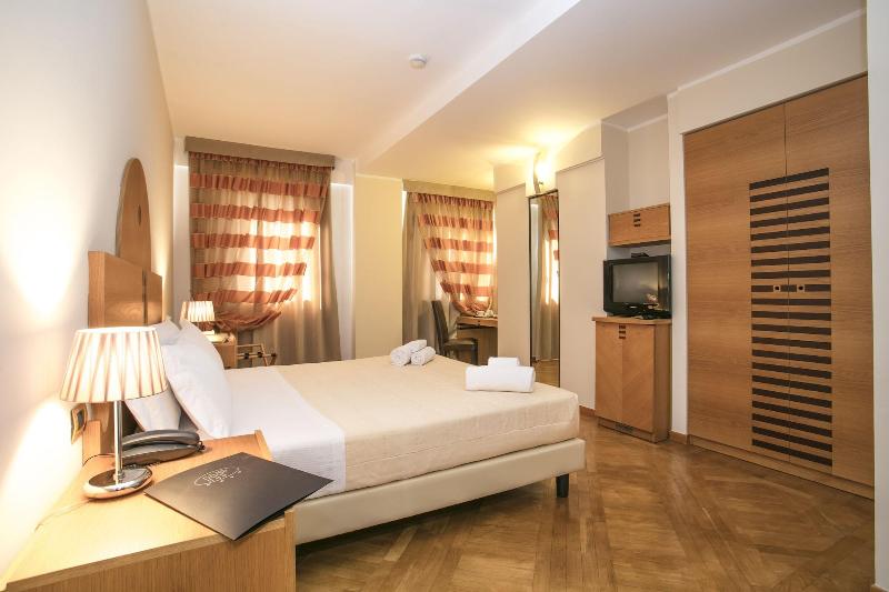 Hotel PentHouse image
