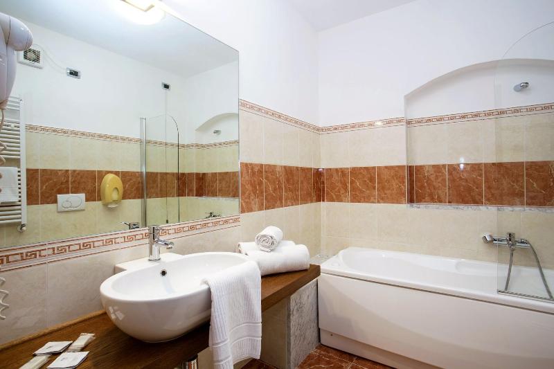 Hotel PentHouse image