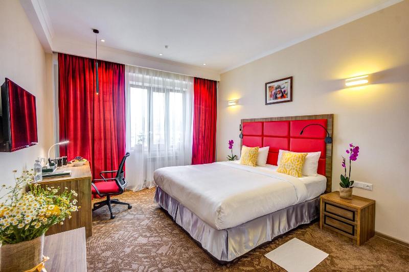 Garden Hotel & Spa image