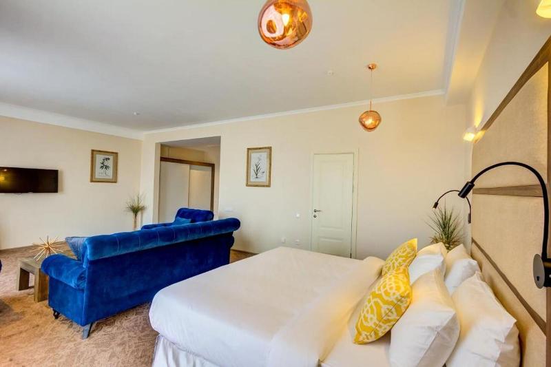 Garden Hotel & Spa image