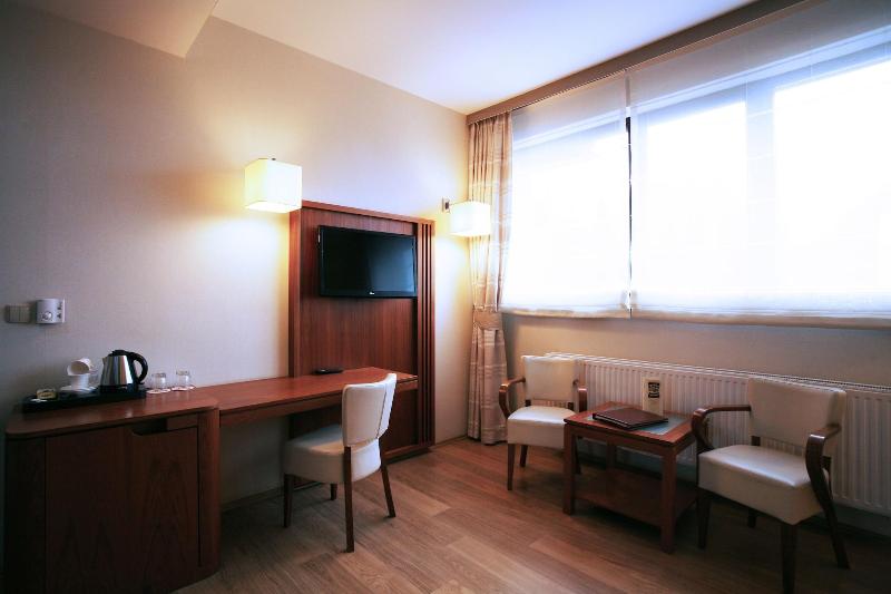 Hotel Osada Karbowko Wellness & Spa image