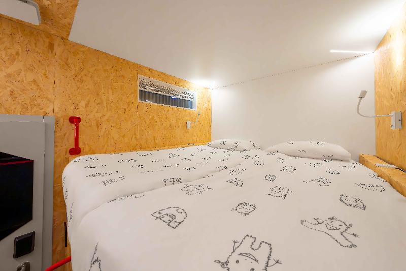 ibis Styles Ljubljana The Fuzzy Log image