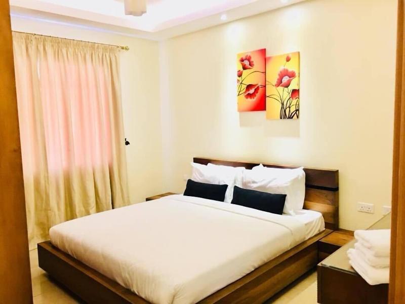 Pearl Hotel & Residence image