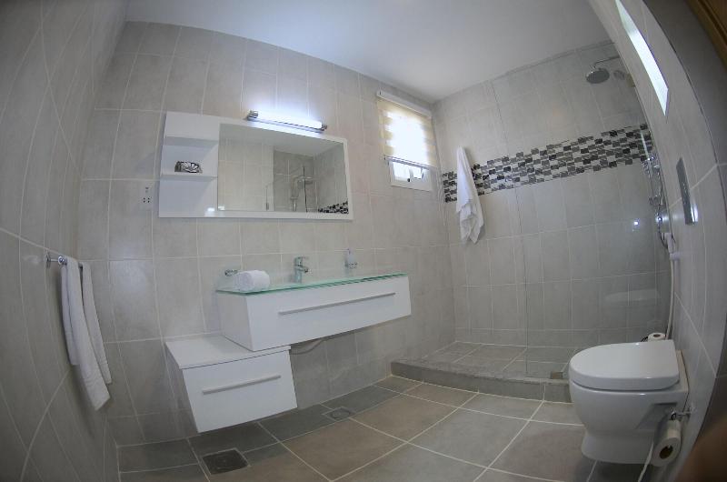 Pearl Hotel & Residence image