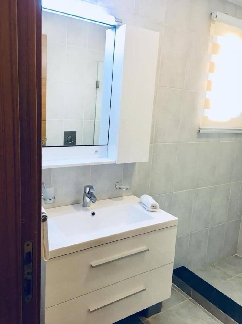 Pearl Hotel & Residence image