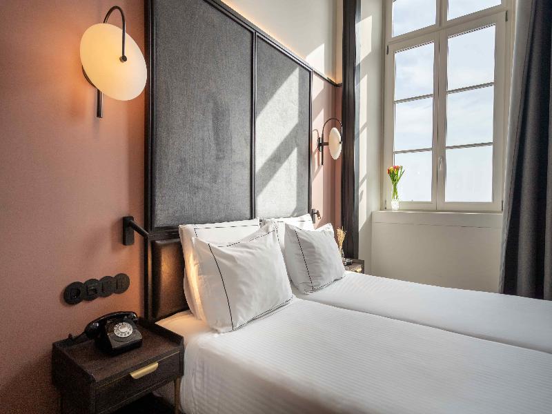The Editory Riverside Santa Apolonia Hotel image
