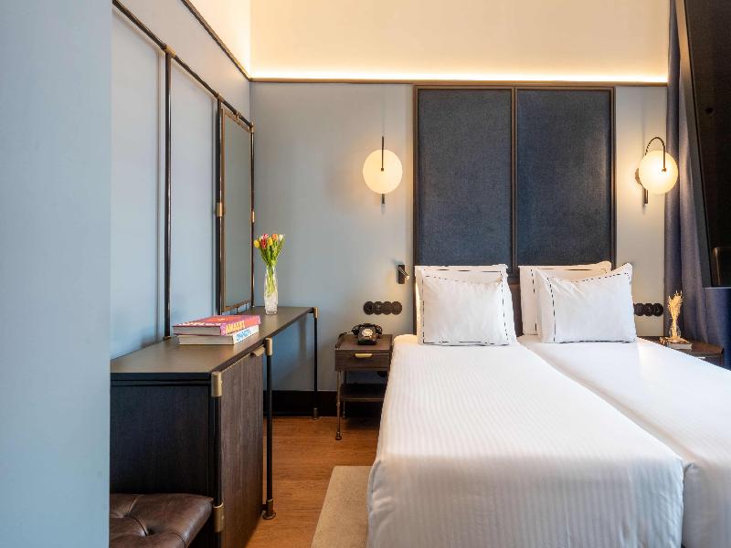 The Editory Riverside Santa Apolonia Hotel image