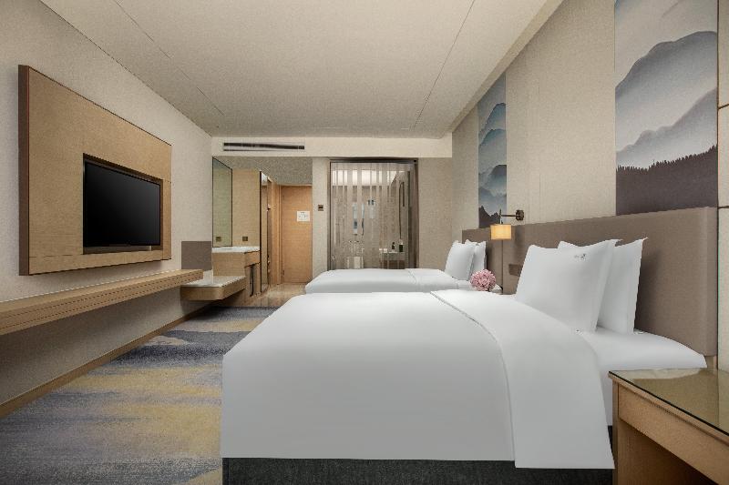 Holiday Inn Xining Datong image