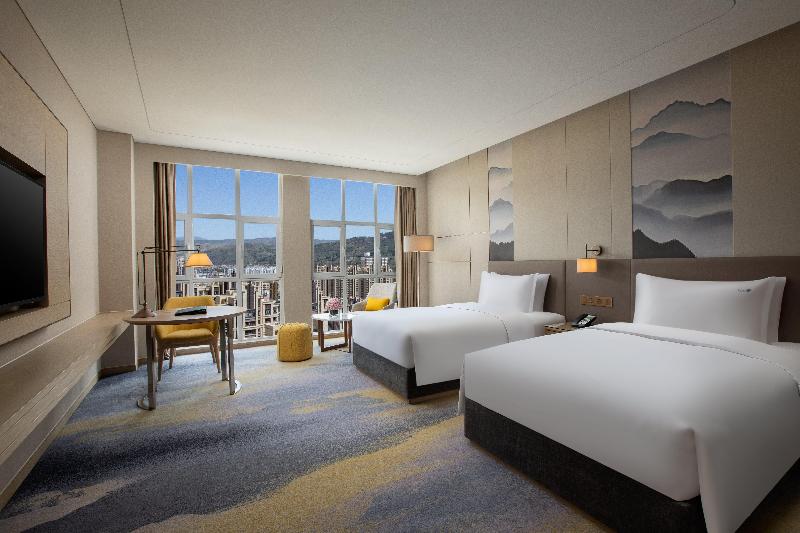 Holiday Inn Xining Datong image