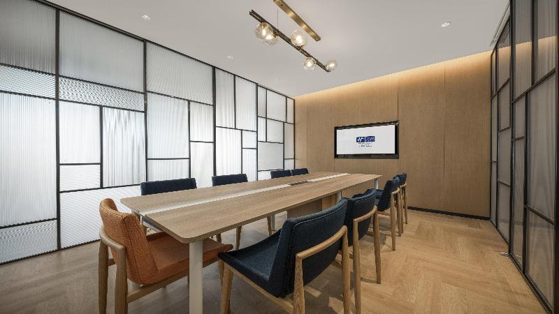 Holiday Inn Express Meishan Dongpo image