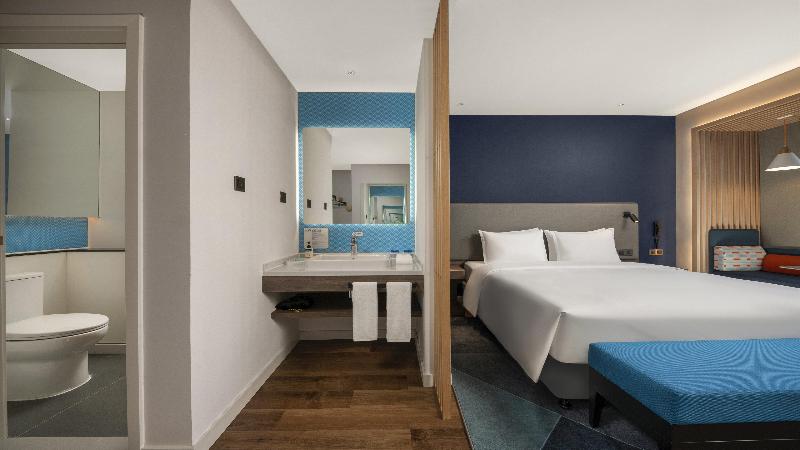 Holiday Inn Express Meishan Dongpo image
