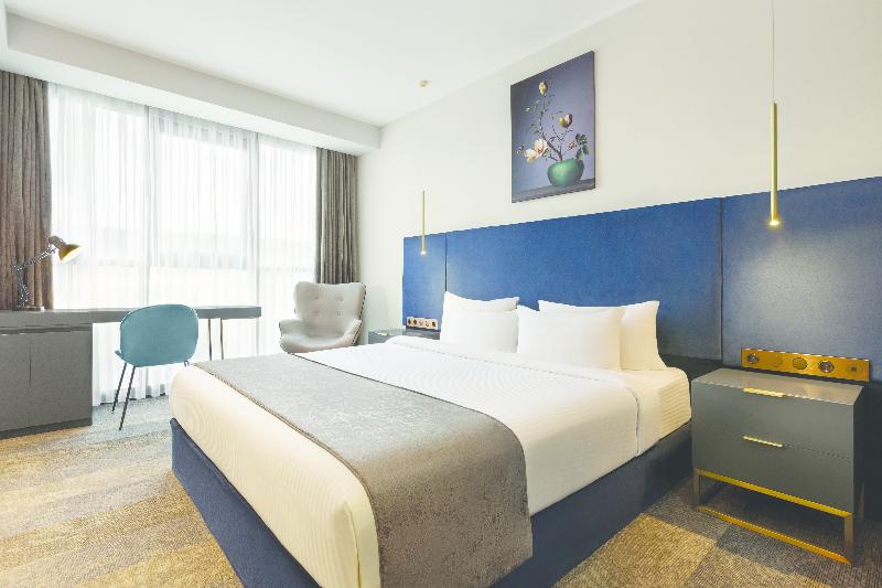 Ramada by Wyndham Tbilisi Old City image
