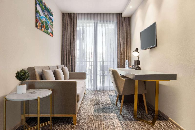 Ramada by Wyndham Tbilisi Old City image