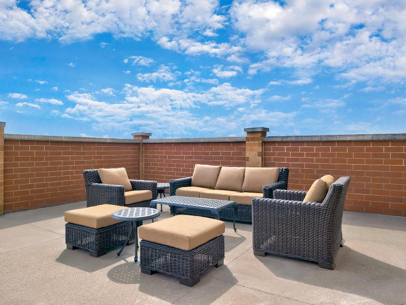 Doubletree By Hilton Davenport image