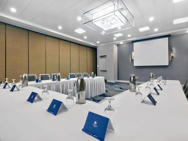 Doubletree By Hilton Davenport image