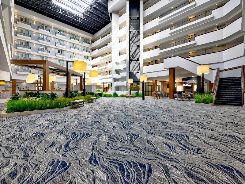 Doubletree By Hilton Davenport image