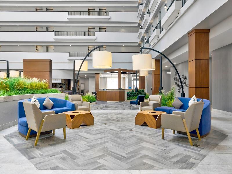 Doubletree By Hilton Davenport image