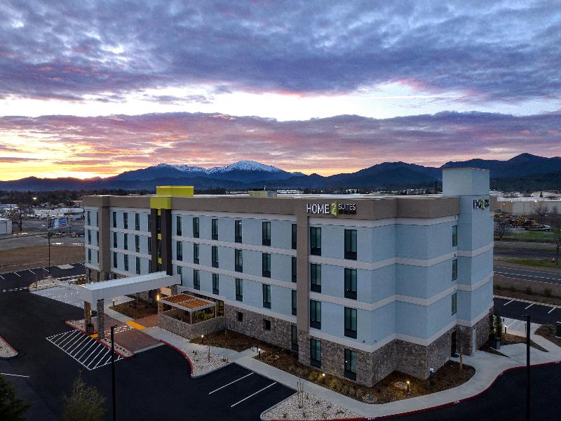 Home2 Suites By Hilton Redding — general view