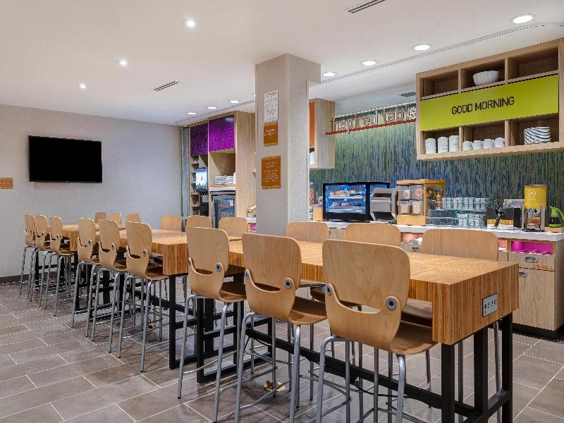 Home2 Suites By Hilton Redding
