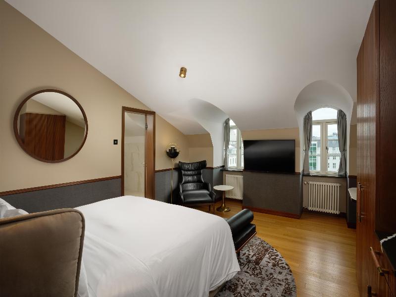 Iceland Parliament Hotel, Curio Collection By Hilt image